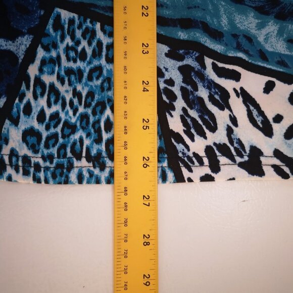 Classic Editions Ladies Animal Print Size XL Made in Canada Top - Picture 10 of 10